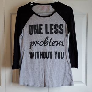 Graphic tee, quarter sleeve